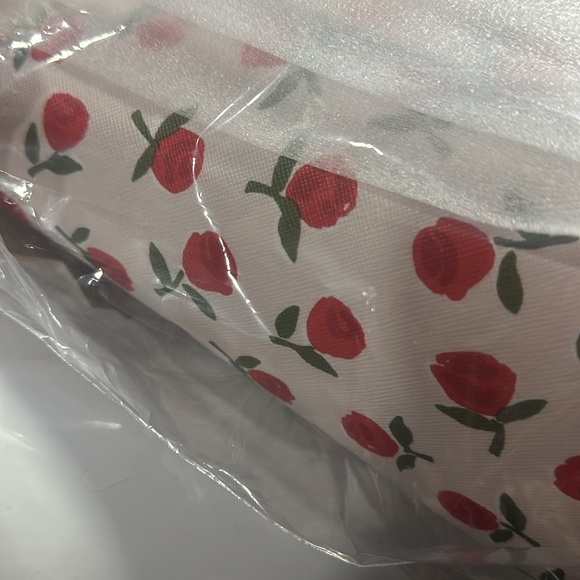 Brand new with tags Kate Spade Dana Tote with rose print - Picture 6 of 7